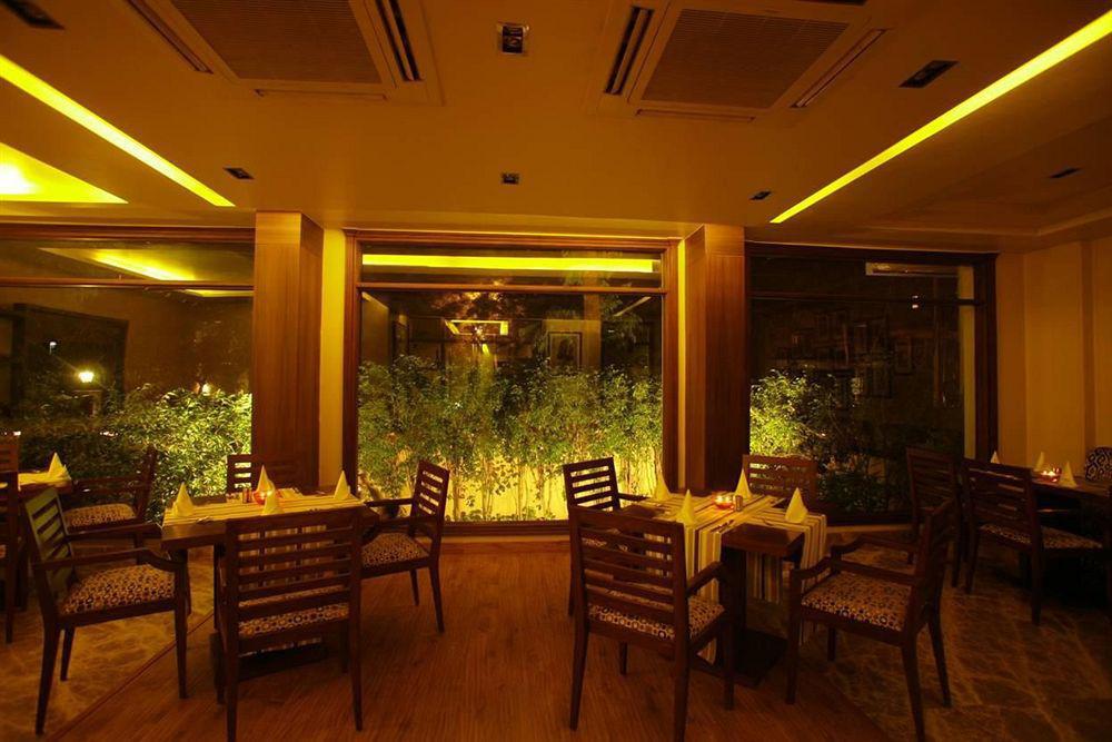 The Orion - Greater Kailash Nova Deli Restaurante foto